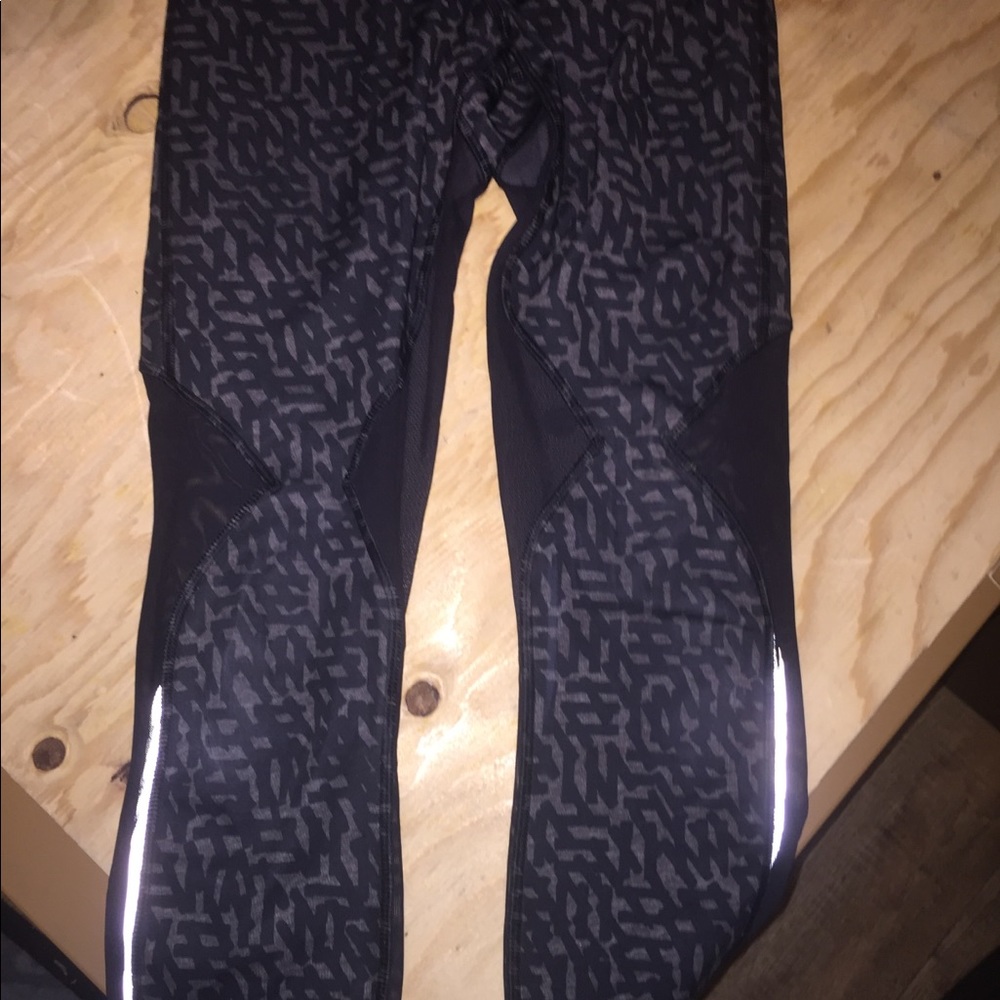 Rare lulu mesh running tight
